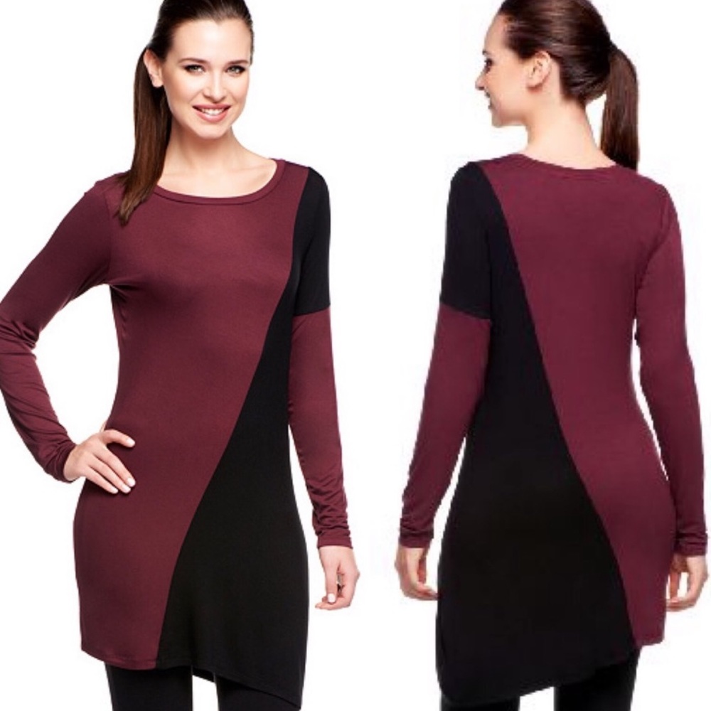 LOGO By Lori Goldstein Color Blocked Knit Top